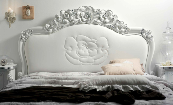 κρεβάτι ιταλικό λευκό ασημί