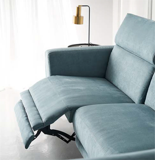 λεπτομέρεια καναπέ με relax μηχανισμό