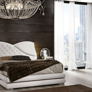 λευκό εντυπωσιακό κρεβάτι με καπιτονέ και strass