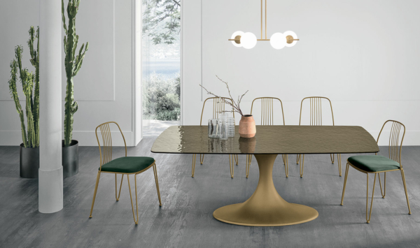 bronze τραπέζι με καρέκλες